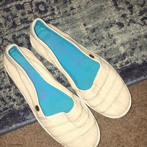 So cute memory foam ❤️🛍